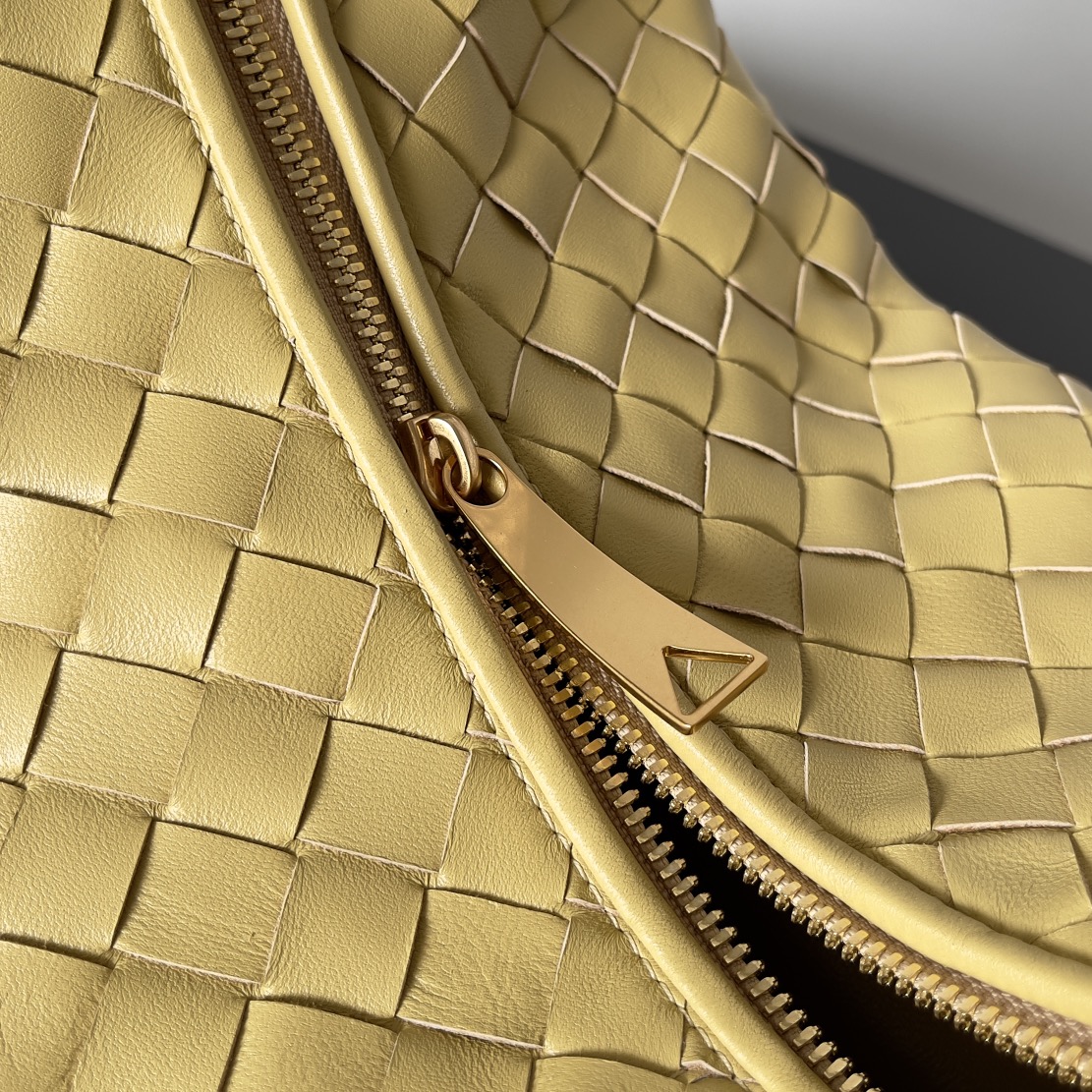 Bottega Veneta Hobo Bags